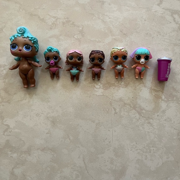 L.O.L. Surprise! Colorful Dolls with Accessories - Picture 3 of 4